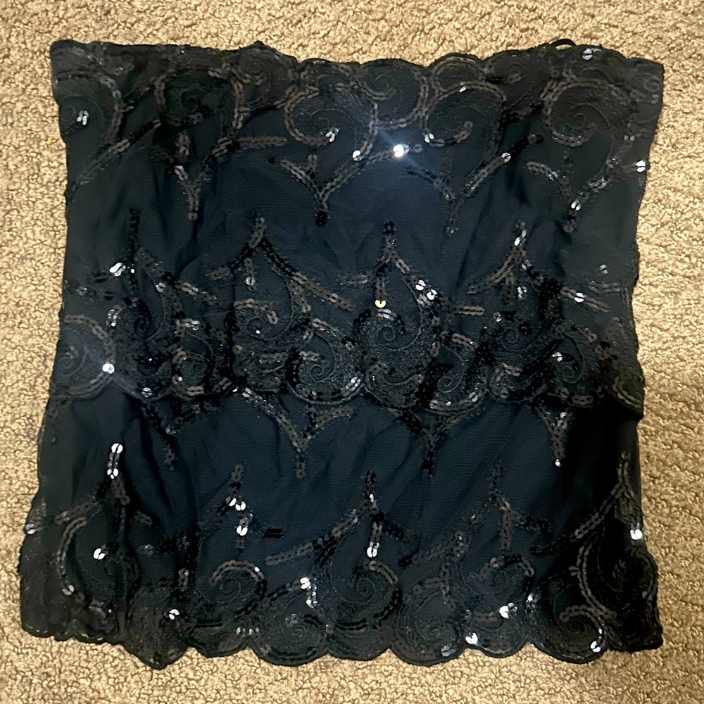 Wet Seal/ Black sequin Tube Top Size: 6